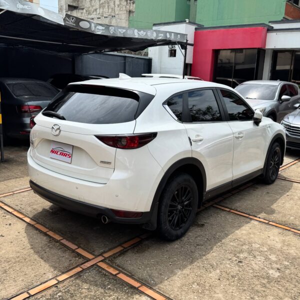 Mazda CX-5 Touring - Image 6