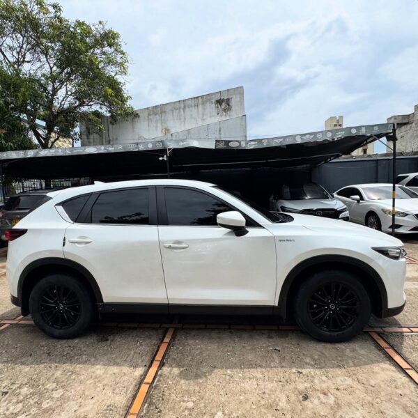 Mazda CX-5 Touring - Image 5