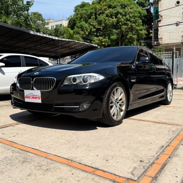 BMW 520i