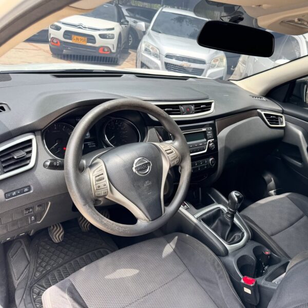 Nissan Qashqai - Image 8