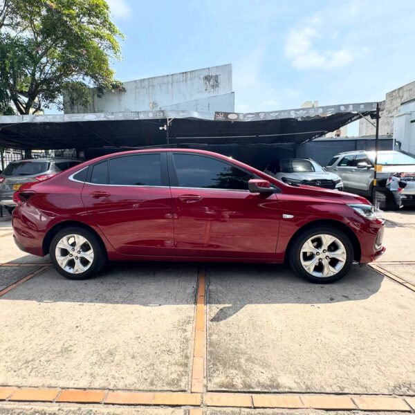 Chevrolet Ónix Premier - Image 5