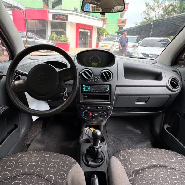 Chevrolet Spark Life - Image 10