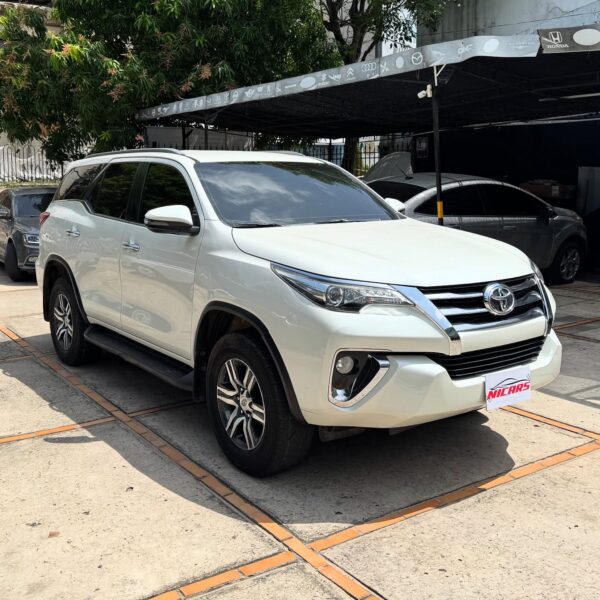 Toyota Fortuner SRV - Image 6