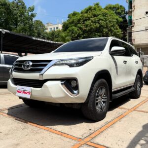 Toyota Fortuner SRV