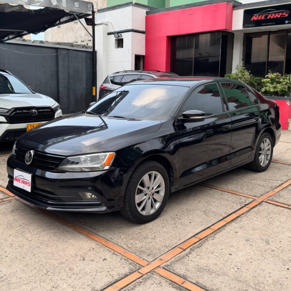 Volkswagen Jetta Comfortline - Image 7