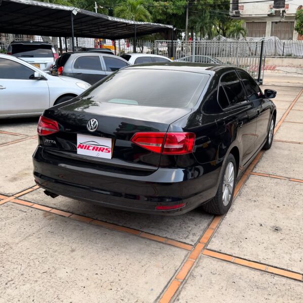 Volkswagen Jetta Comfortline - Image 5