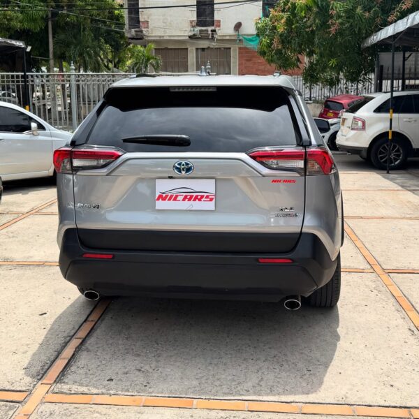 Toyota RAV4 XLE Híbrida - Image 7