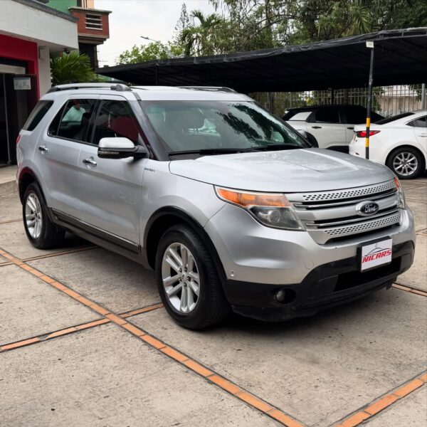 Ford Explorer Limited - Image 7