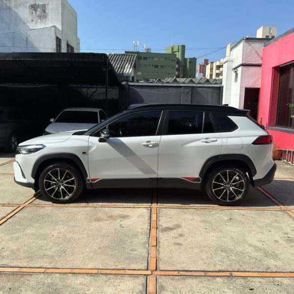 Toyota Corolla Cross GR-S - Image 8
