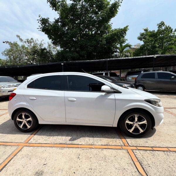 Chevrolet Ónix LTZ - Image 7