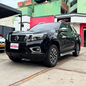 Nissan Frontier LE Diésel 4x4