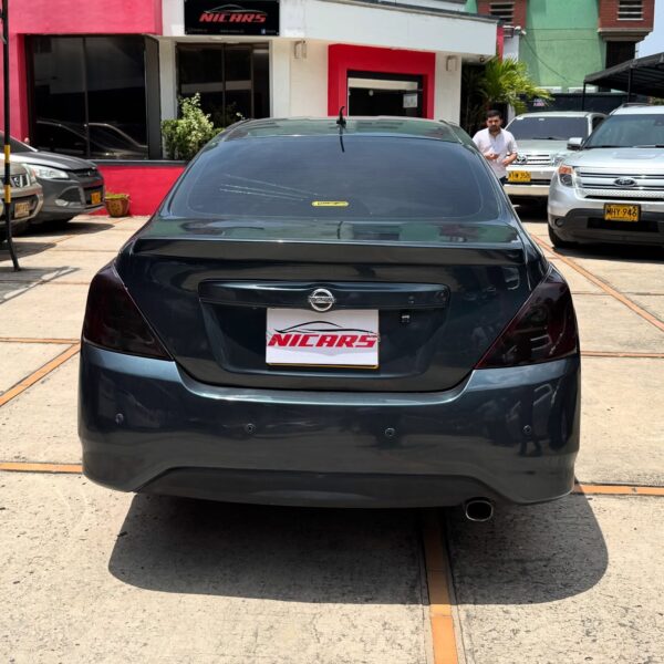 Nissan Versa Advance - Image 7