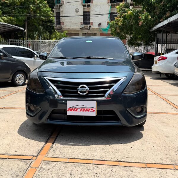 Nissan Versa Advance - Image 3