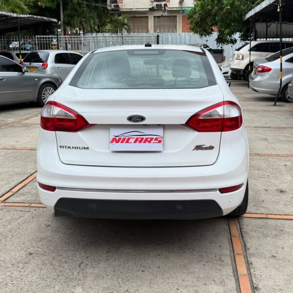 Ford Fiesta Titanium - Image 6