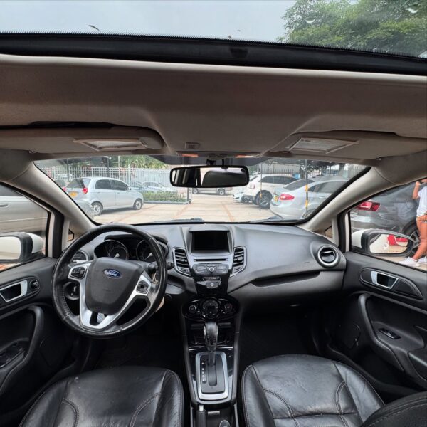 Ford Fiesta Titanium - Image 9