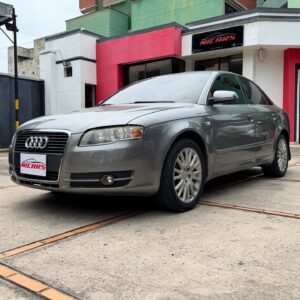 Audi A4 Luxury