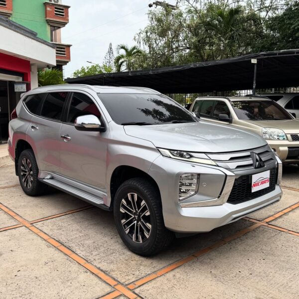 Mitsubishi Montero Sport Takai - Image 4