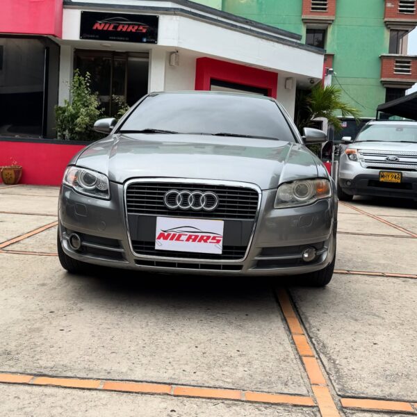 Audi A4 Luxury - Image 3
