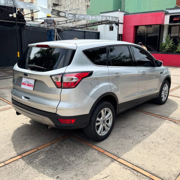 Ford Escape SE - Image 5