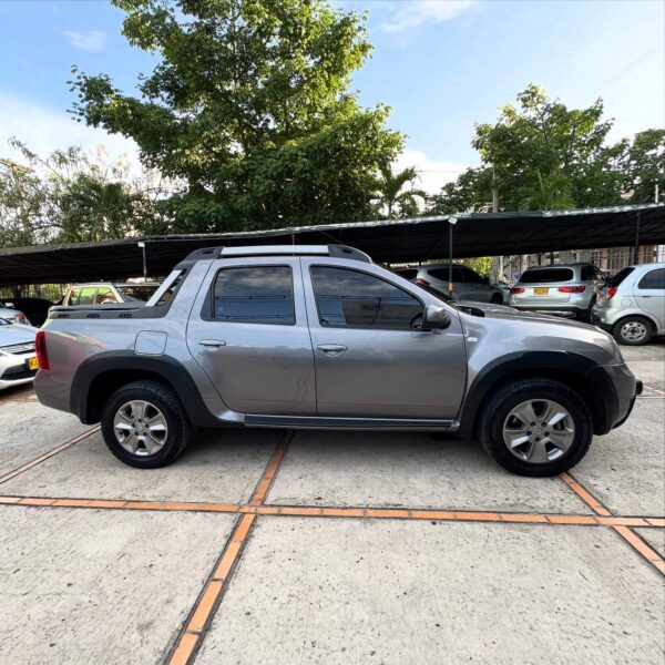 Renault Duster Oroch - Image 4