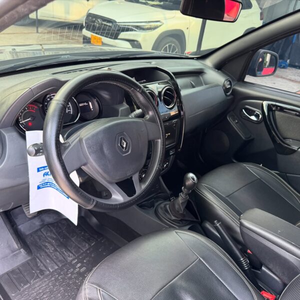 Renault Duster Oroch - Image 7