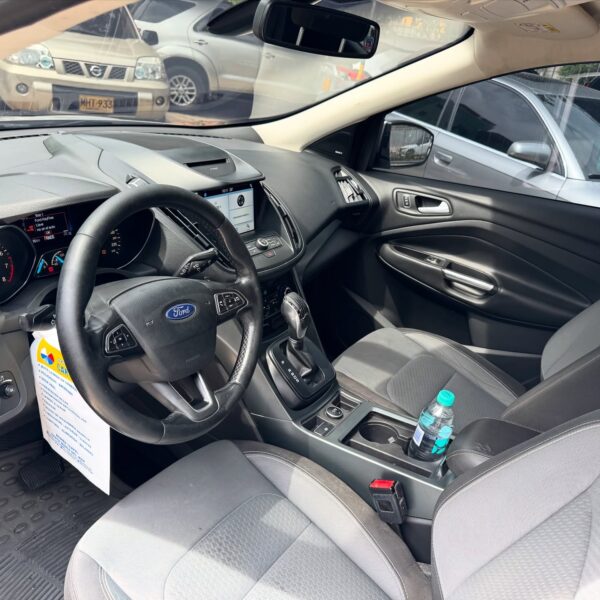 Ford Escape SE - Image 8