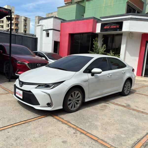 Toyota Corolla XE-i Híbrido 2023 - Image 2