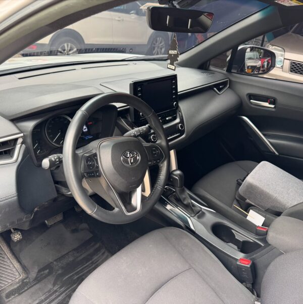 Toyota Corolla Cross XE-i Híbrida 2022 - Image 3