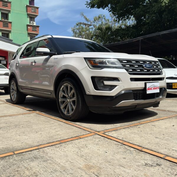 Ford Explorer Limited 2017 Automático - Image 3