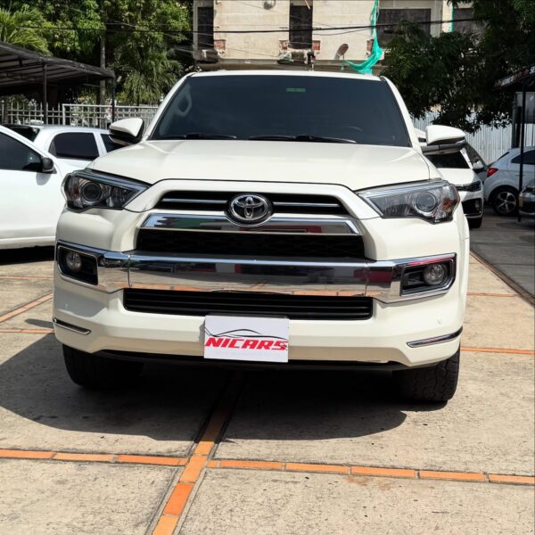 Toyota 4Runner Limited 2020 - Image 4