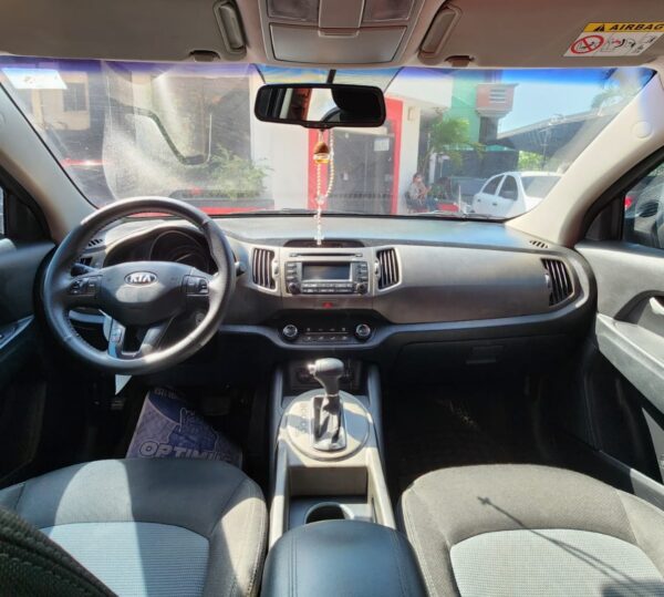 Kia Sportage 2015 Automático - Image 9