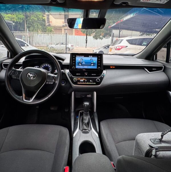Toyota Corolla Cross XE-i Híbrida 2022 - Image 5