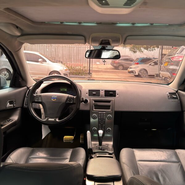 Volvo C30 R-Design 2012 - Image 5